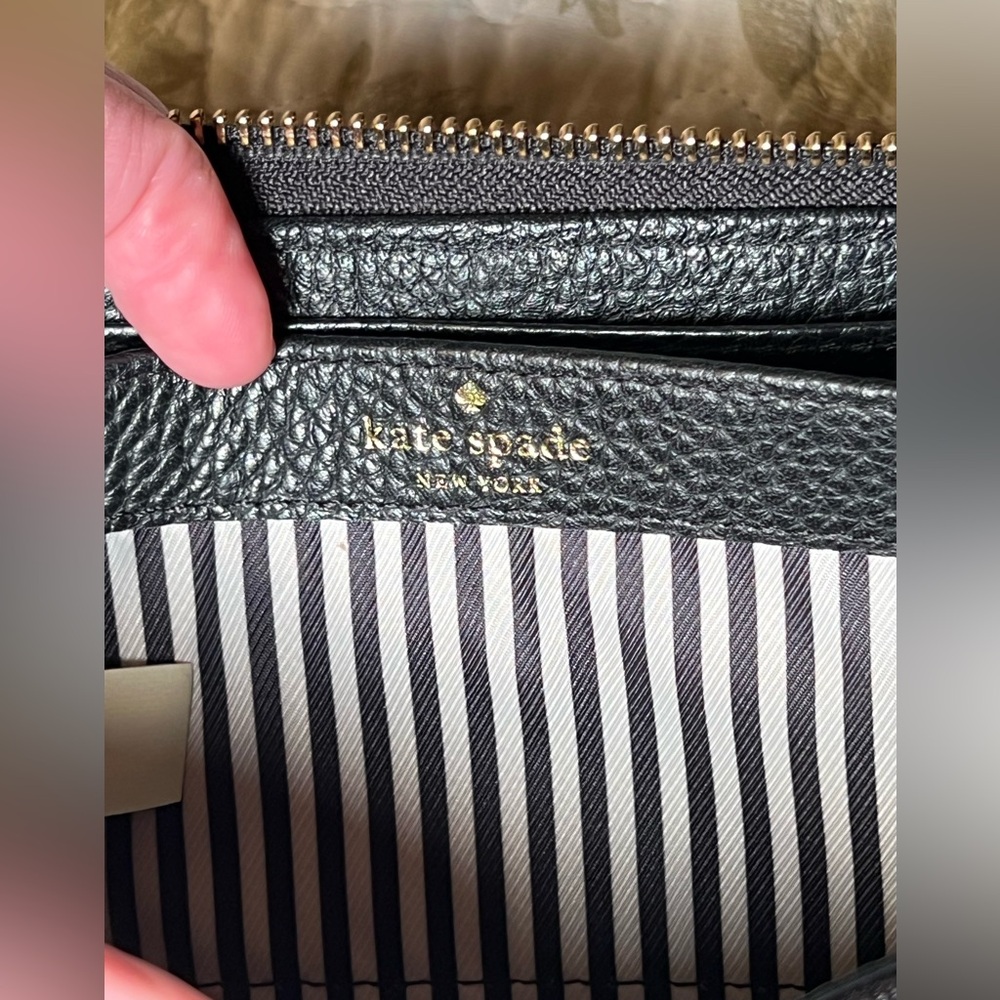 Kate Spade Continental Black Leather Zip Wallet, Classic Minimalist 90s - Picture 7 of 14